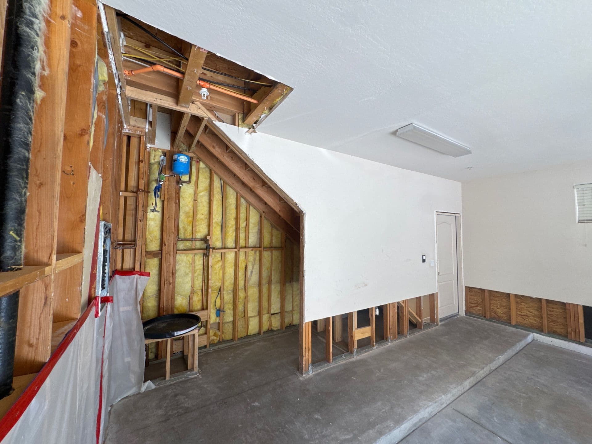 Gallery photos for Garage Restoration After Water Damage: Image #5