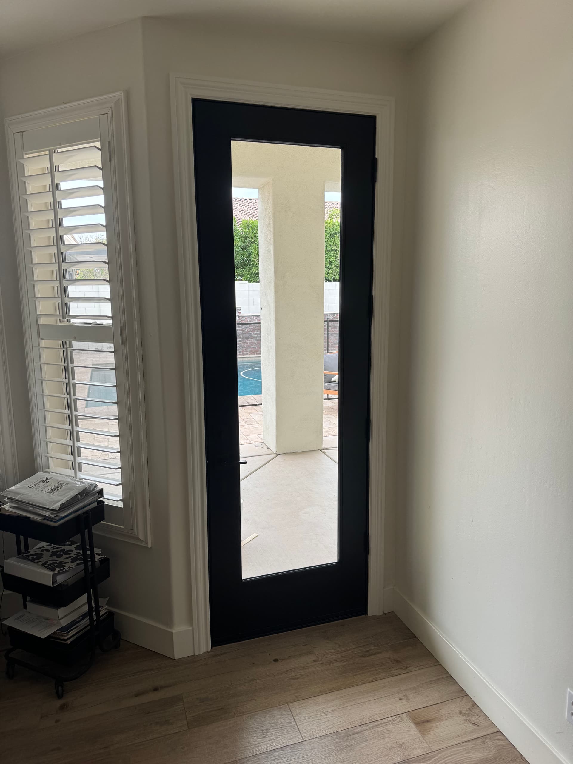 Gallery photos for Worn Pet-Damaged Doors Replaced with a Clean Modern Look: Image #7