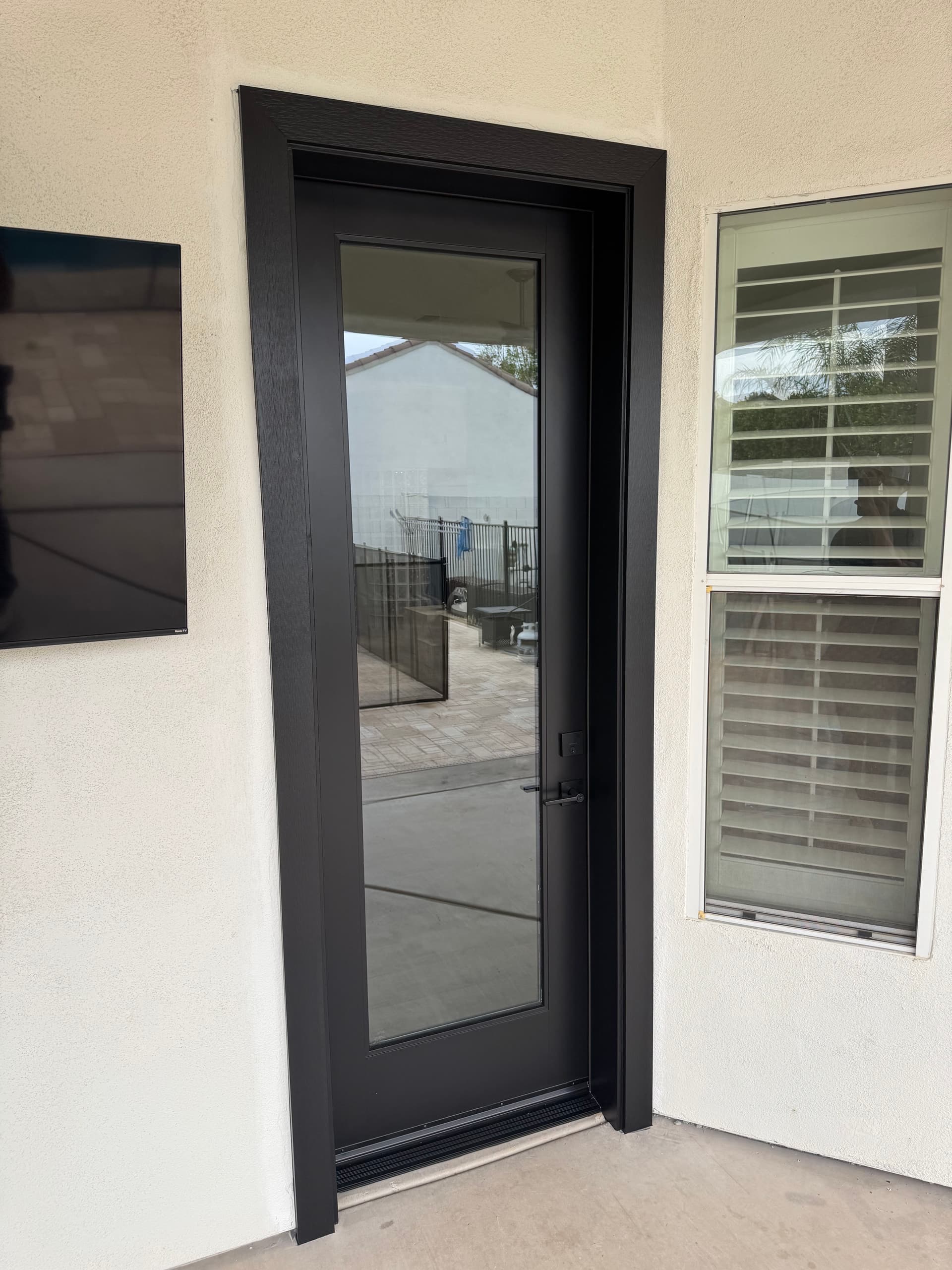 Gallery photos for Worn Pet-Damaged Doors Replaced with a Clean Modern Look: Image #6