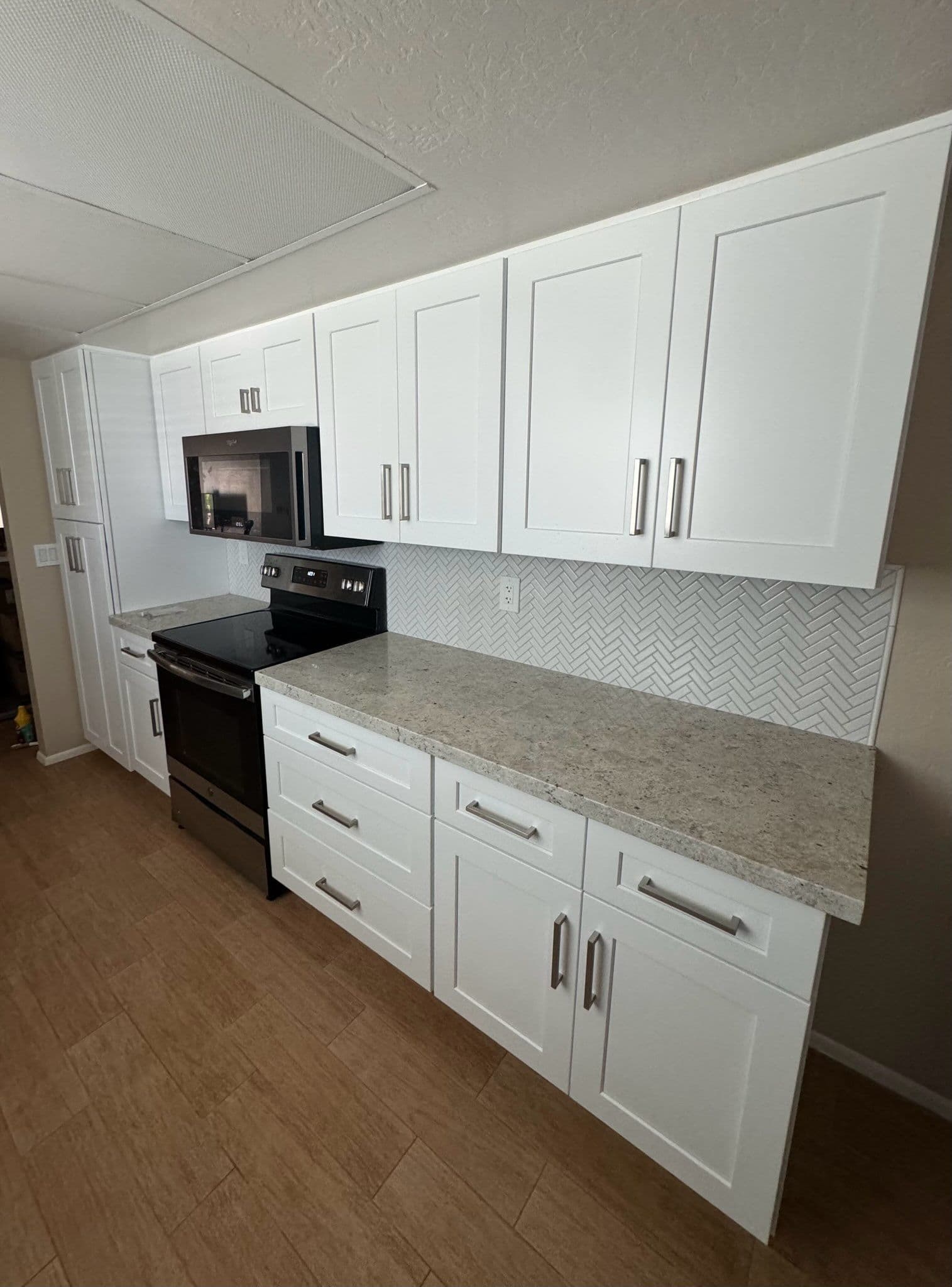 Stunning Kitchen Remodel in Tempe Arizona image